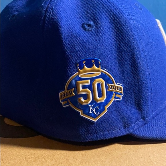 Kansas City Royals Low-Profile Fitted Cap - Picture 2 of 6
